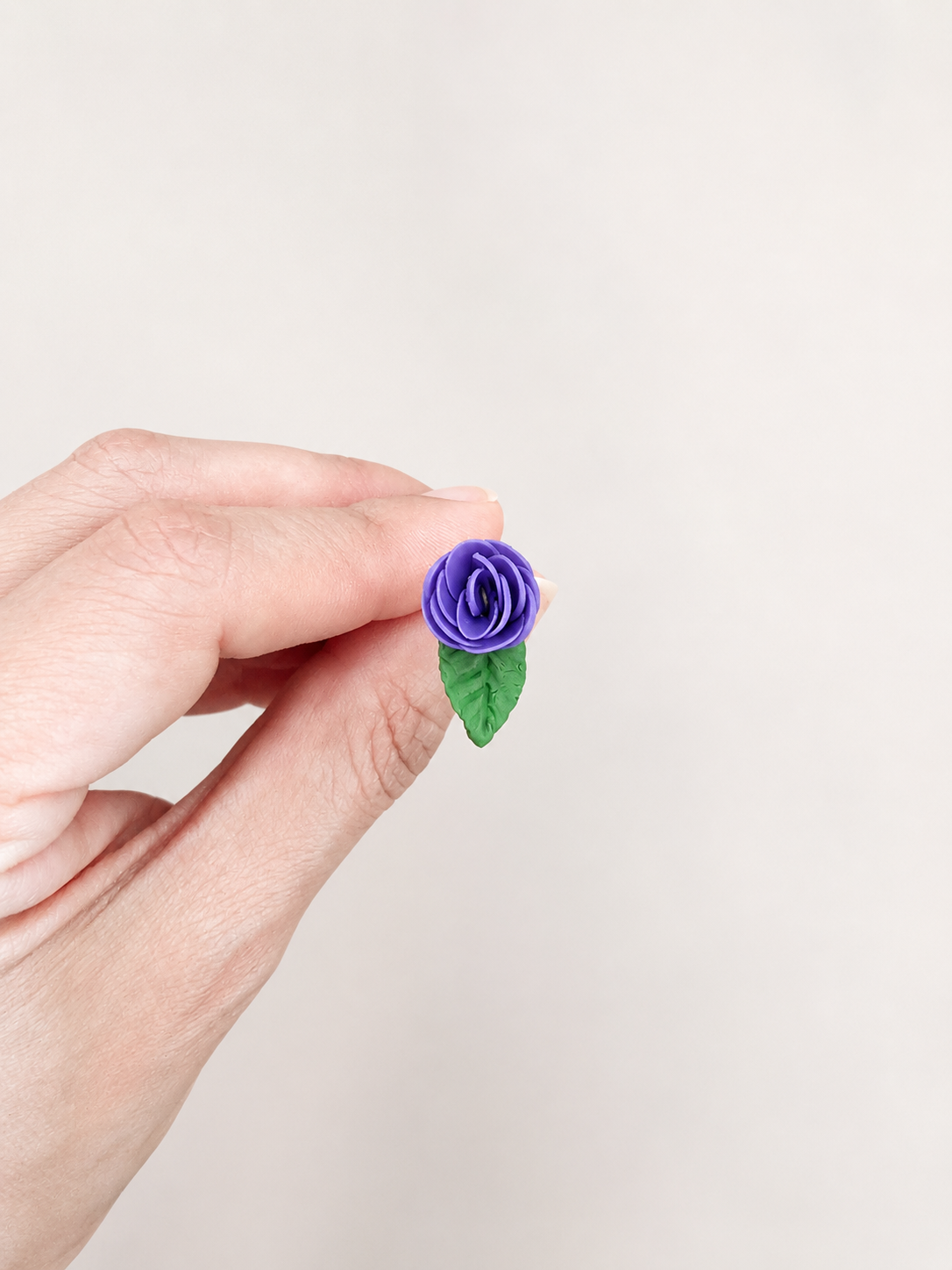 1 Deep purple rose