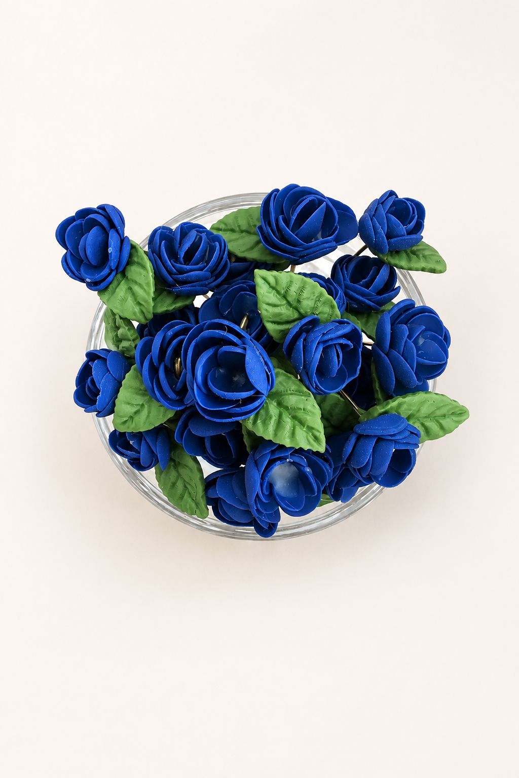 A pot of midnight blue roses