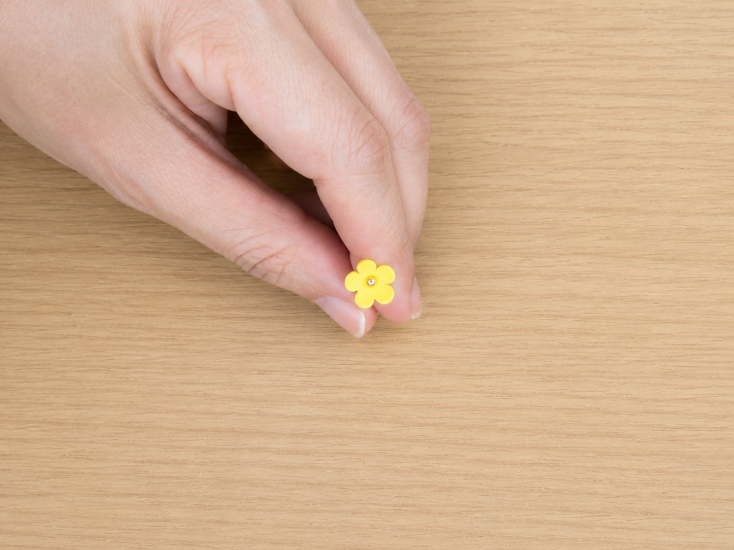 Simple Flower – HBC Bloom Bar