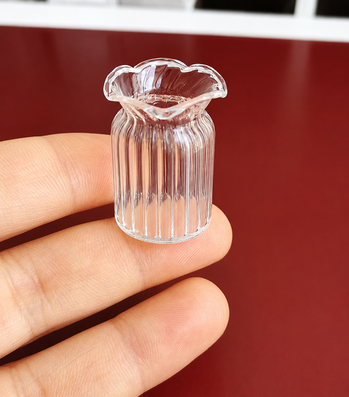 Ribbed Ruffle Vase – clear glass miniature bud vase with vertical ribbing and ruffled rim