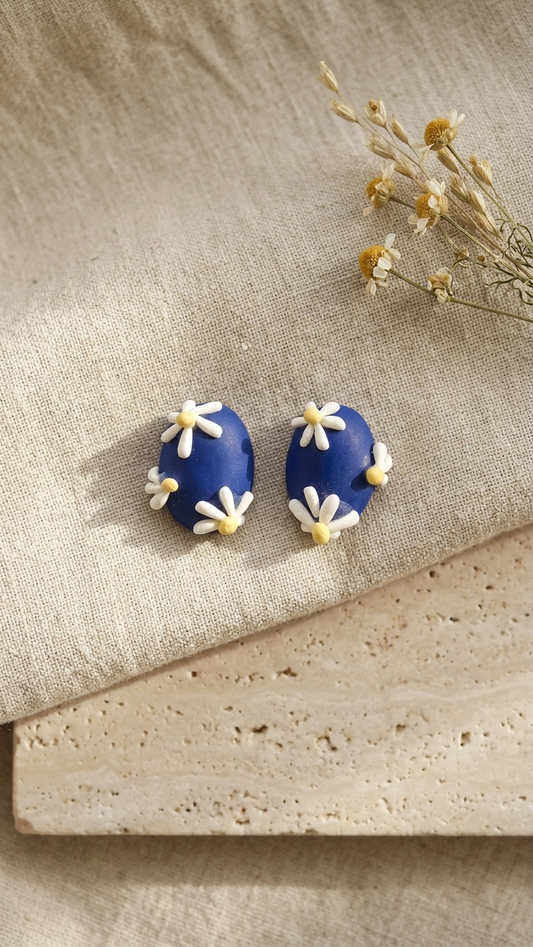 Whispering Meadow Daisy Studs